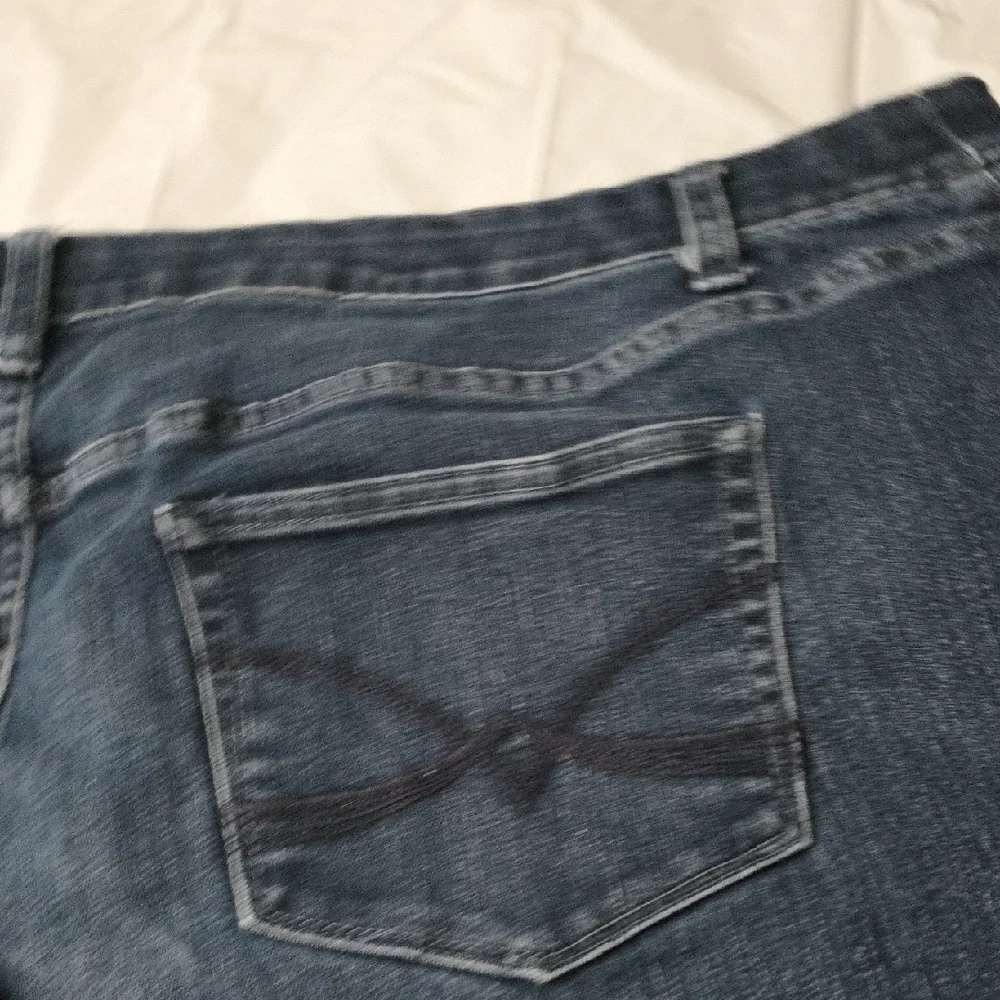 CJ Banks Dark Blue Relaxed Men's Jeans - Picture 4 of 4